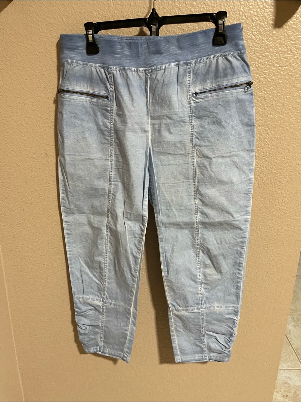 Chico's Light Blue Cropped Ankle Pants